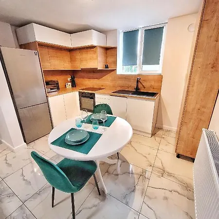 Thome Salt Avenue * Turda